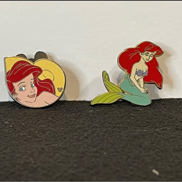 Disney Trading Pin Hidden Mickey The Little Mermaid Ariel & Sitting Ariel - Picture 1 of 6